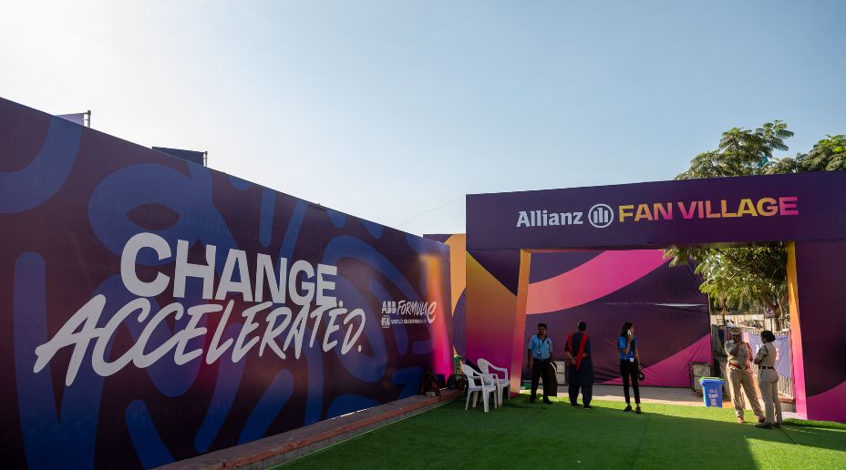 allianz e village change accelerated banner