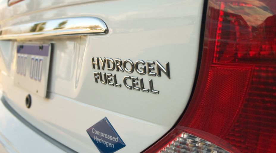 hydrogen-powered car