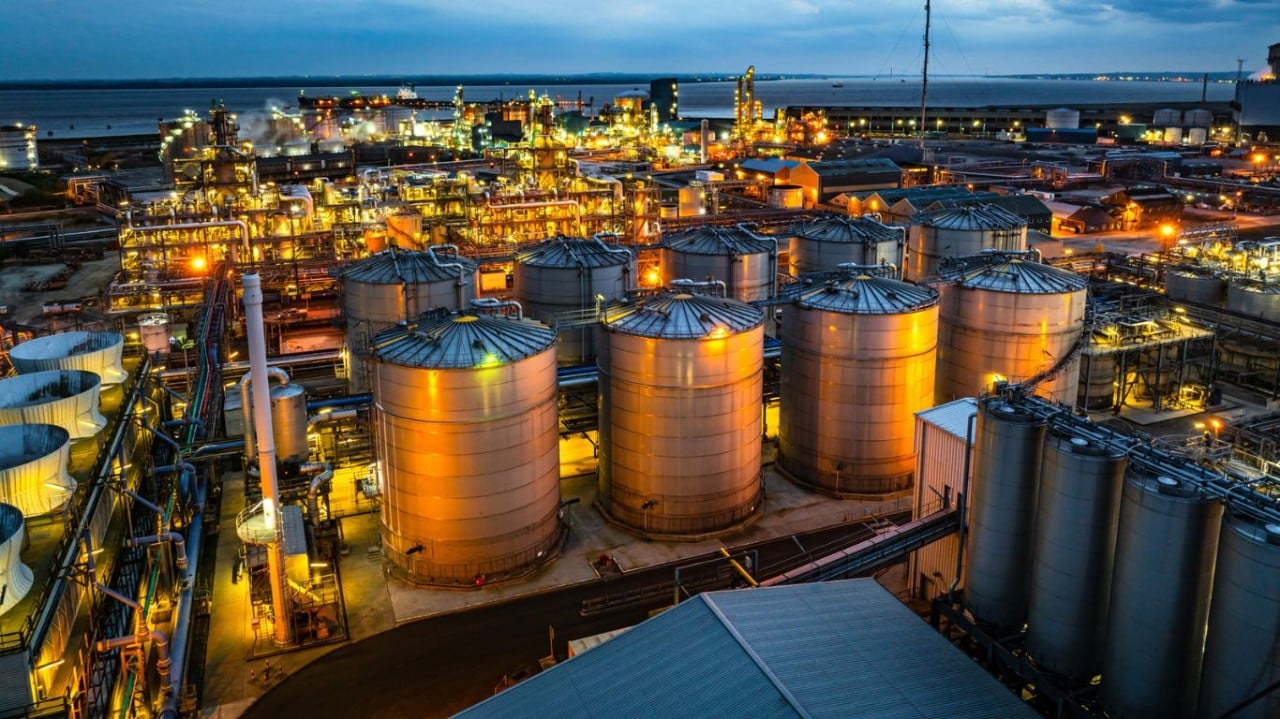 Storage tanks