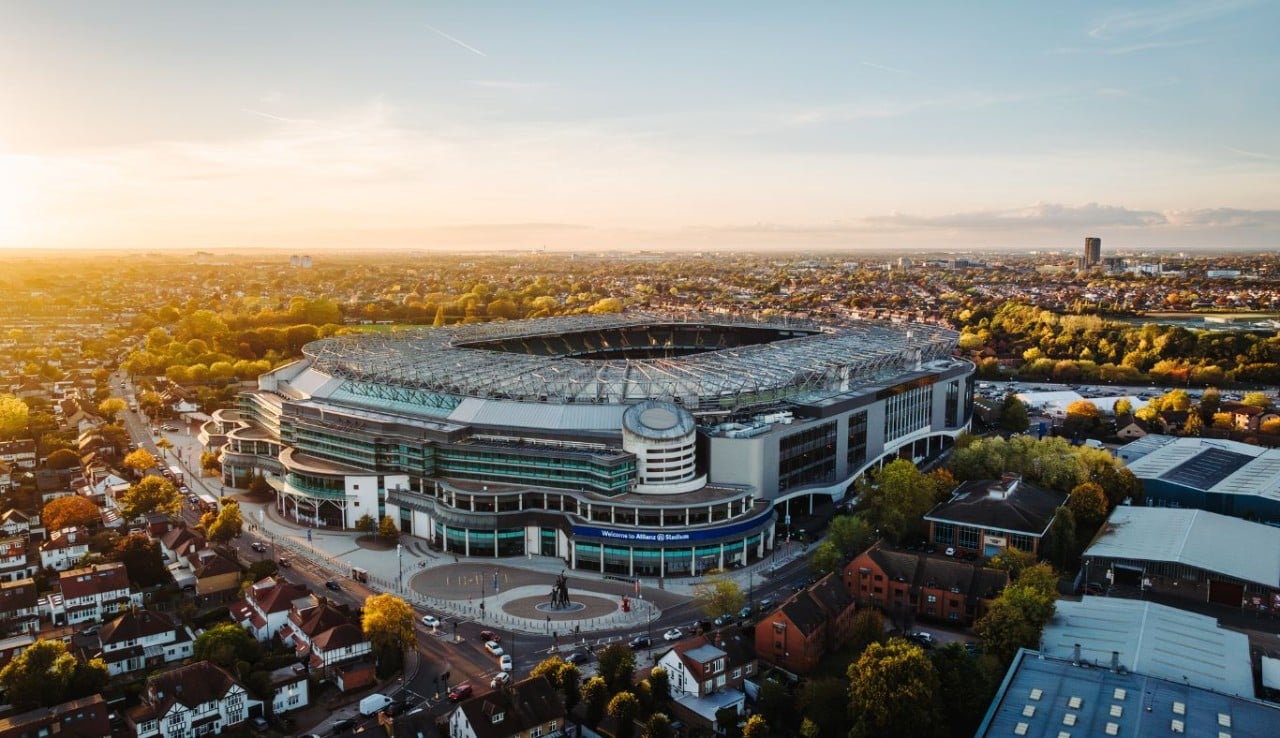 allianz stadium, twickenham, uk
